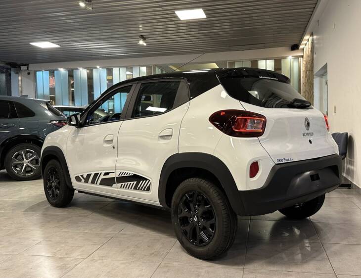 KWID ICONIC 1.0 BITONO 0Km My2025. Financia Bco. Santander. Acércate a ORIO HNOS, SAN GENARO, concesionario oficial SHINERAY, DOMY Utilitarios - Imagen 3