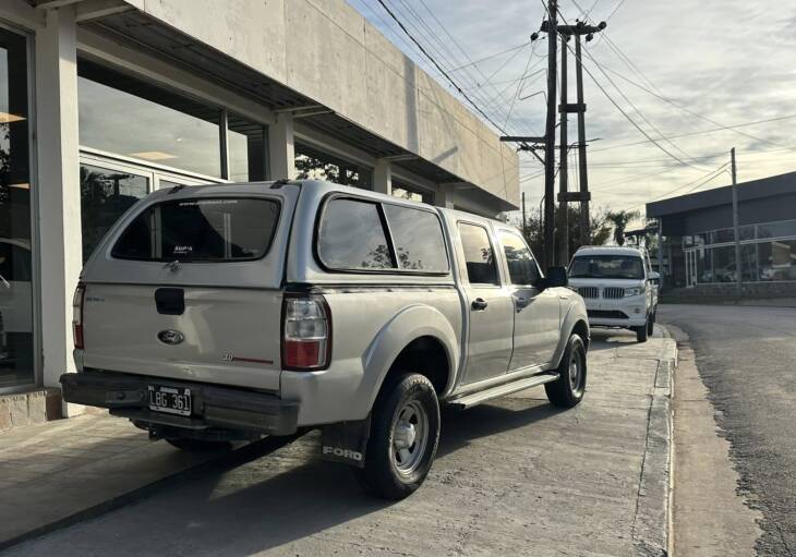 FORD RANGER D/C 3.0 TDI XL 4x2 año 2012 super confiable! Acércate a ORIO HNOS, SAN GENARO, concesionario oficial SHINERAY, DOMY Utilitarios - Imagen 3