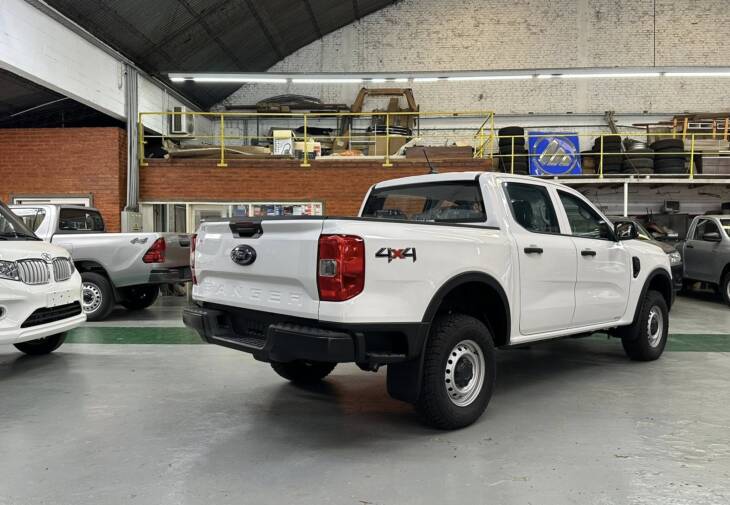 RANGER Doble Cabina 2.0 TDI XL M/T 4x4 0Km My2023. Financia Bco. Santander o MG. Acércate a ORIO HNOS, SAN GENARO, concesionario oficial JMC, ISUZU, KAMA Camiones - Imagen 4
