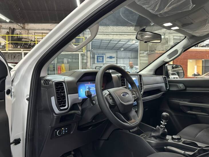 RANGER Doble Cabina 2.0 TDI XL M/T 4x4 0Km My2023. Financia Bco. Santander o MG. Acércate a ORIO HNOS, SAN GENARO, concesionario oficial JMC, ISUZU, KAMA Camiones - Imagen 8