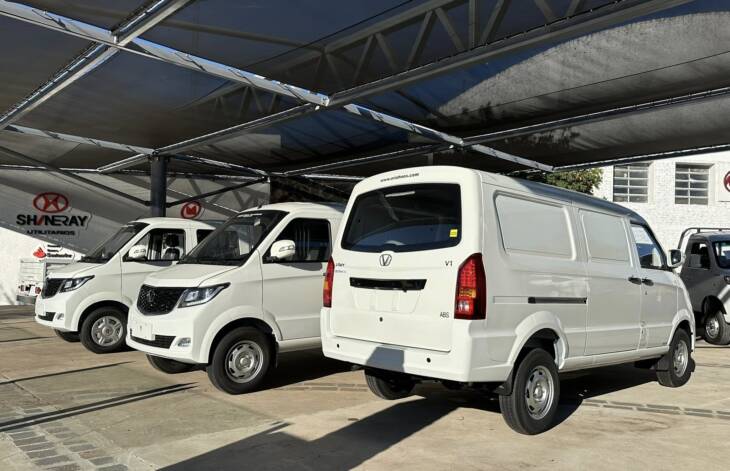 DOMY 1.5 L 104hp FURGON V1 0Km My2025. Financia Bco. Santander. Acércate a ORIO HNOS, SAN GENARO, concesionario oficial SHINERAY, DOMY Utilitarios - Imagen 2