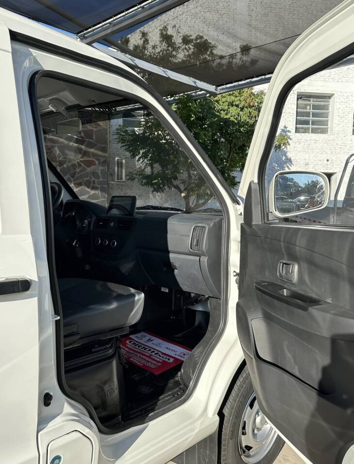 DOMY 1.5 L 104hp FURGON V1 0Km My2025. Financia Bco. Santander. Acércate a ORIO HNOS, SAN GENARO, concesionario oficial SHINERAY, DOMY Utilitarios - Imagen 8