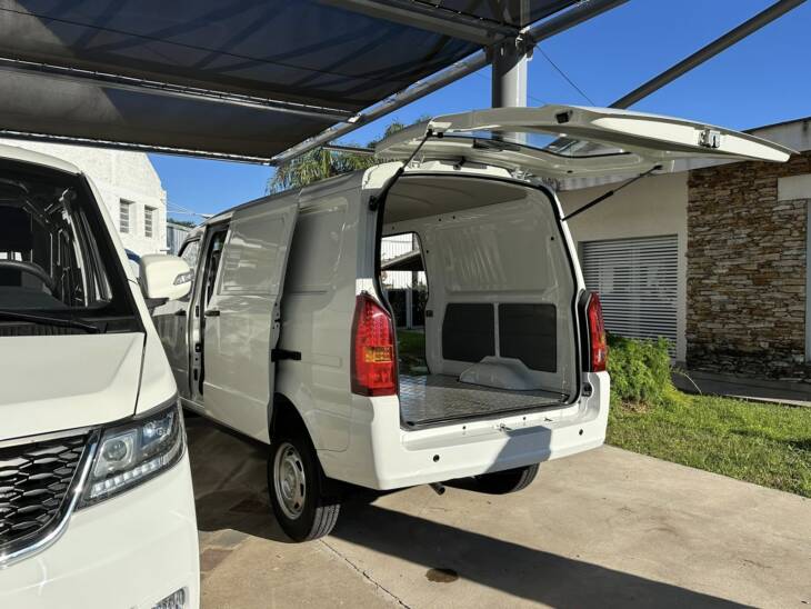 DOMY 1.5 L 104hp FURGON V1 0Km My2025. Financia Bco. Santander. Acércate a ORIO HNOS, SAN GENARO, concesionario oficial SHINERAY, DOMY Utilitarios - Imagen 5