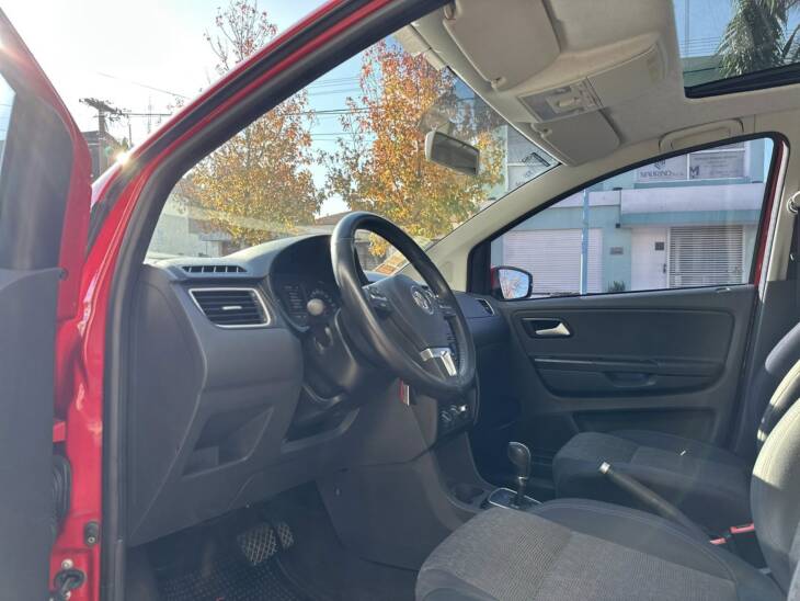 VW FOX 1.6 NAFTA 5 PUERTAS HIGHLINE I MOTION año 2013 IMPECABLE! Acércate a ORIO HNOS, SAN GENARO, concesionario oficial SHINERAY, DOMY Utilitarios - Imagen 9