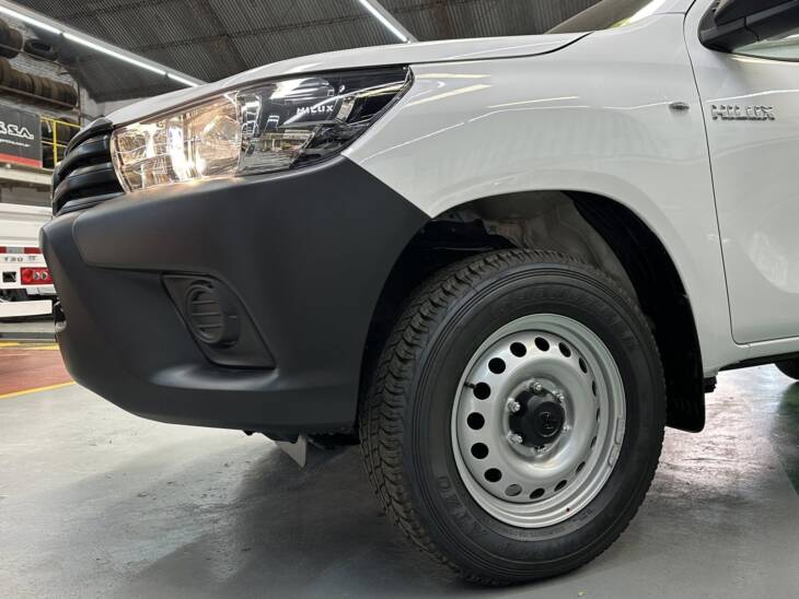 HILUX CABINA SIMPLE 2.4 TDI CHASIS 4x4 0KM My2025. Financia Bco. Santander. Acércate a ORIO HNOS, SAN GENARO, concesionario oficial JMC, ISUZU, KAMA Camiones - Imagen 13
