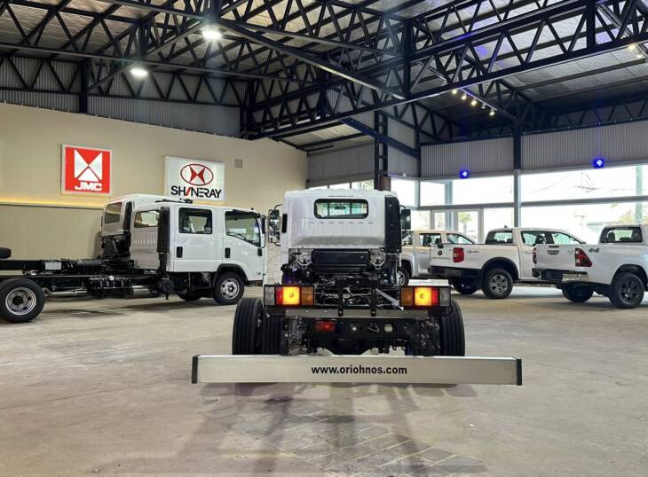 ISUZU NQR90 5.2 L 190cv CHASIS LARGO 0Km My2025. Financia Bco. Santander. Acércate a ORIO HNOS, SAN GENARO, concesionario oficial JMC, ISUZU, KAMA Camiones - Imagen 7