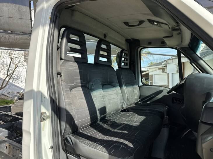 DAILY 70C16 PASO 4350 CHASIS SOLO año 2015 con 157.000Km. Financia Bco. Santander. Acércate a ORIO HNOS, SAN GENARO, concesionario oficial JMC, ISUZU, KAMA Camiones - Imagen 17