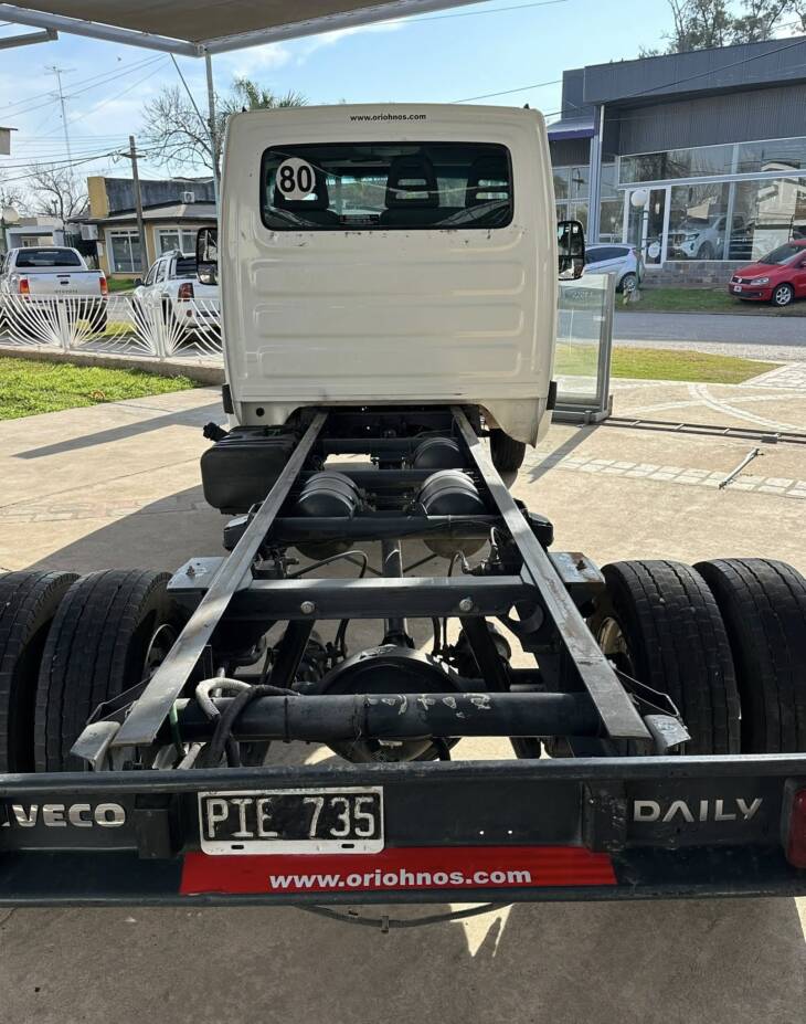 DAILY 70C16 PASO 4350 CHASIS SOLO año 2015 con 157.000Km. Financia Bco. Santander. Acércate a ORIO HNOS, SAN GENARO, concesionario oficial JMC, ISUZU, KAMA Camiones - Imagen 16