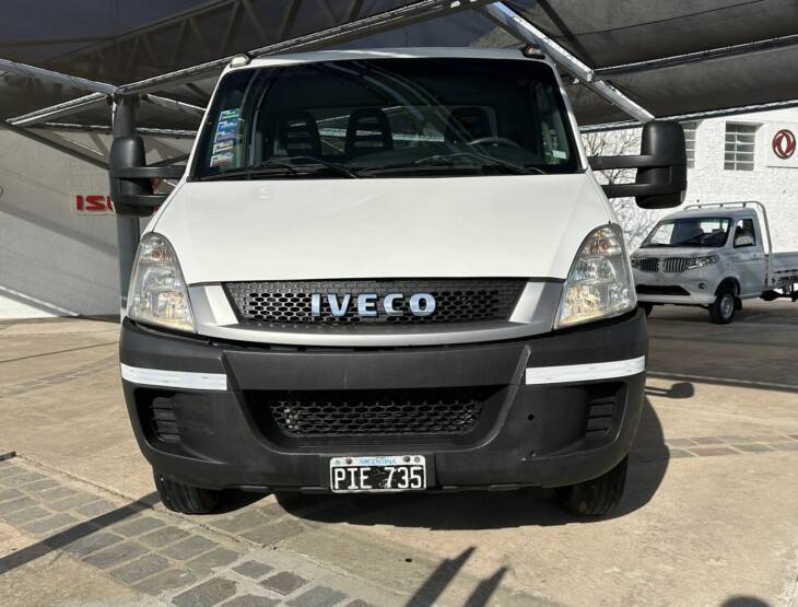 DAILY 70C16 PASO 4350 CHASIS SOLO año 2015 con 157.000Km. Financia Bco. Santander. Acércate a ORIO HNOS, SAN GENARO, concesionario oficial JMC, ISUZU, KAMA Camiones - Imagen 12