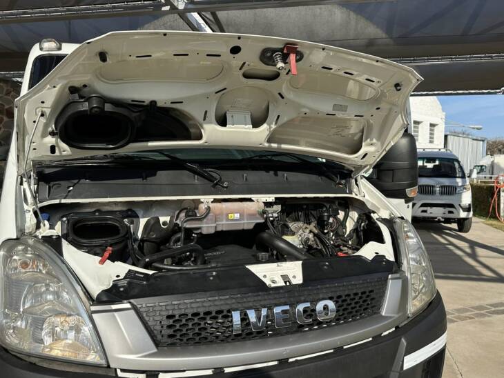 DAILY 70C16 PASO 4350 CHASIS SOLO año 2015 con 157.000Km. Financia Bco. Santander. Acércate a ORIO HNOS, SAN GENARO, concesionario oficial JMC, ISUZU, KAMA Camiones - Imagen 10