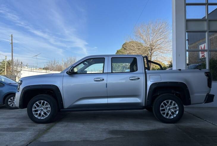 JMC GRAND AVENUE 2.3 TURBO NAFTA AUTOMATICA GL 4x2 0Km MY2025. Financia Bco. Santander. Acércate a ORIO HNOS, SAN GENARO, concesionario oficial JMC, ISUZU, KAMA Camiones - Imagen 2
