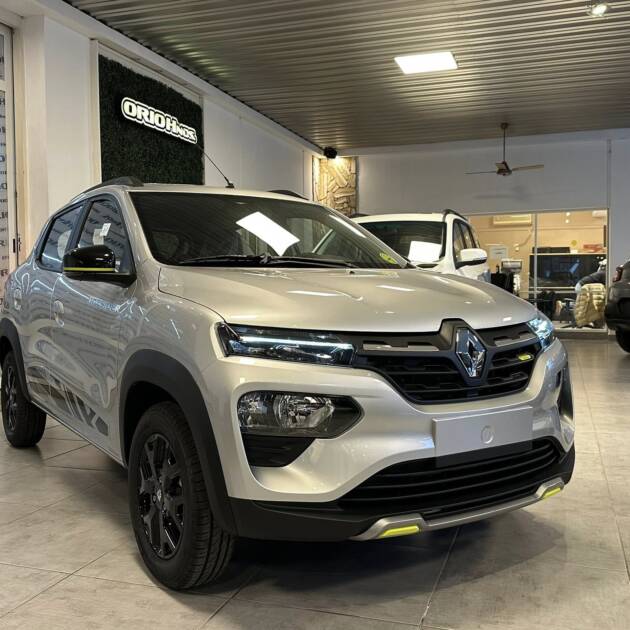 KWID ICONIC OUTSIDER 1.0 0Km My2025 DISPONIBLE. Financia Bco. Santander. Acércate a ORIO HNOS, SAN GENARO, concesionario oficial JMC, ISUZU, KAMA Camiones