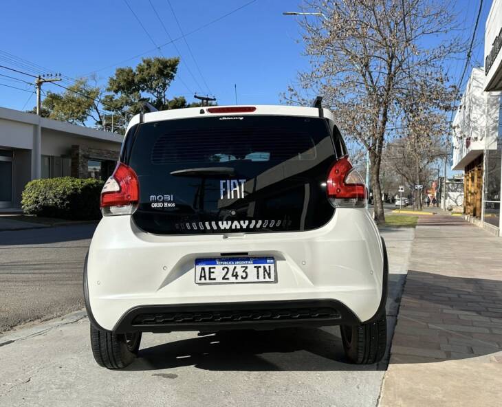 FIAT MOBI 1.0 8v WAY año 2020 con 16.000Km UNICO! Financia Bco. Santander. Acércate a ORIO HNOS, SAN GENARO, concesionario oficial JMC, ISUZU, KAMA Camiones - Imagen 16