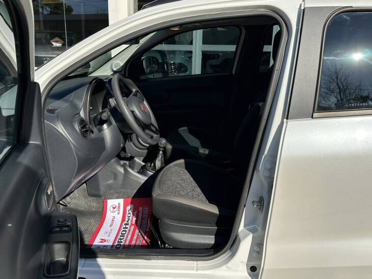 FIAT MOBI 1.0 8v WAY año 2020 con 16.000Km UNICO! Financia Bco. Santander. Acércate a ORIO HNOS, SAN GENARO, concesionario oficial JMC, ISUZU, KAMA Camiones - Imagen 11