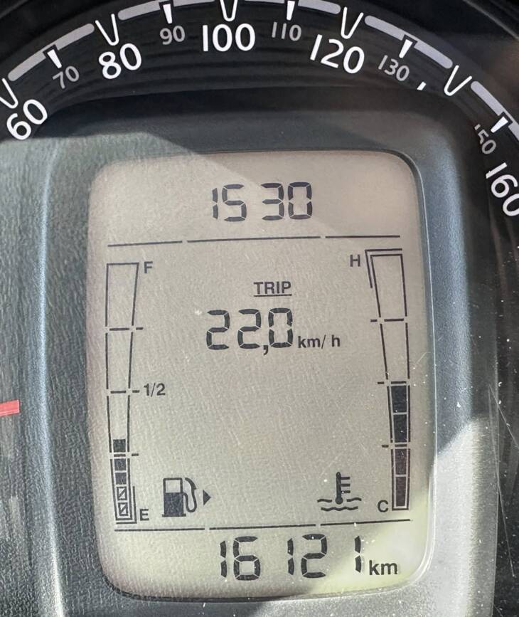 FIAT MOBI 1.0 8v WAY año 2020 con 16.000Km UNICO! Financia Bco. Santander. Acércate a ORIO HNOS, SAN GENARO, concesionario oficial JMC, ISUZU, KAMA Camiones - Imagen 8