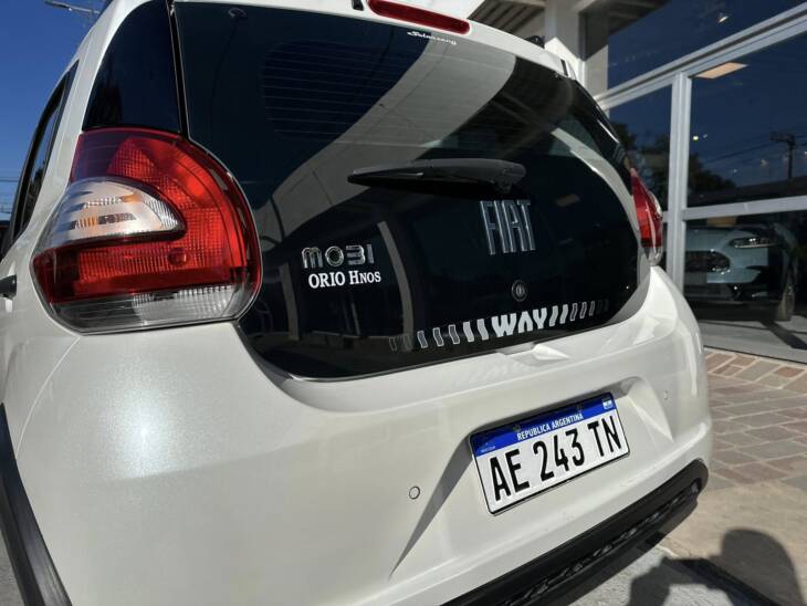 FIAT MOBI 1.0 8v WAY año 2020 con 16.000Km UNICO! Financia Bco. Santander. Acércate a ORIO HNOS, SAN GENARO, concesionario oficial JMC, ISUZU, KAMA Camiones - Imagen 5