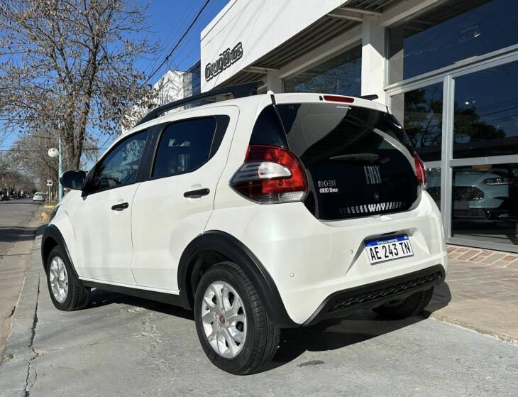 FIAT MOBI 1.0 8v WAY año 2020 con 16.000Km UNICO! Financia Bco. Santander. Acércate a ORIO HNOS, SAN GENARO, concesionario oficial JMC, ISUZU, KAMA Camiones - Imagen 4