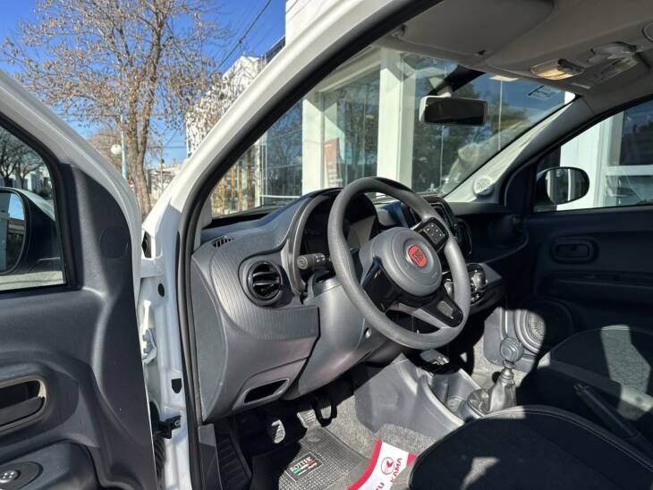 FIAT MOBI 1.0 8v WAY año 2020 con 16.000Km UNICO! Financia Bco. Santander. Acércate a ORIO HNOS, SAN GENARO, concesionario oficial JMC, ISUZU, KAMA Camiones - Imagen 2