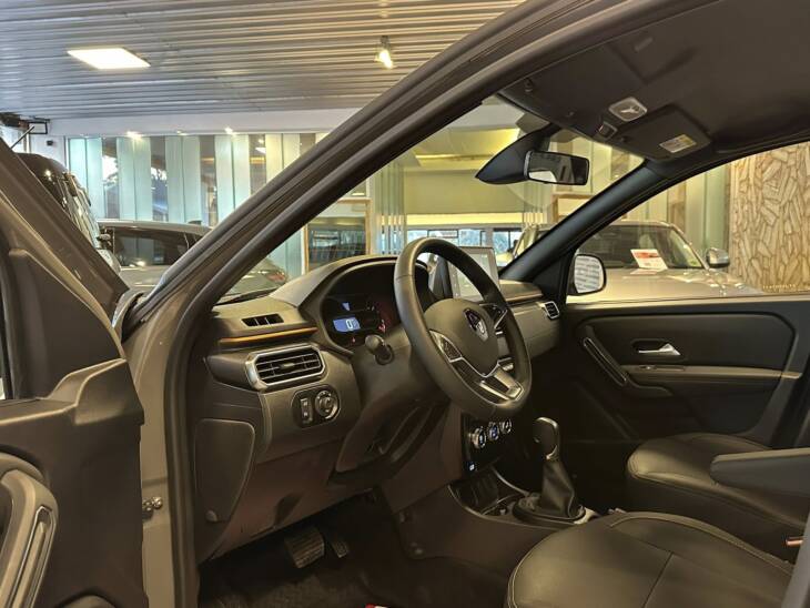 OROCH ICONIC 1.3 TCe 163cv 2WD CVT 0Km My2025, gris topo. Financia Bco. Santander. Acércate a ORIO HNOS, SAN GENARO, concesionario oficial SHINERAY, DOMY Utilitarios - Imagen 2