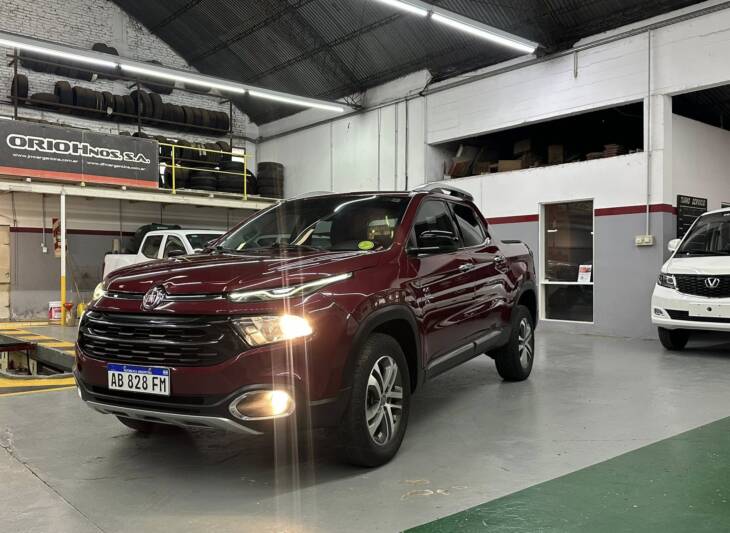 TORO 2.0 TDI 16v VOLCANO 4x4 año 2017 con 120.000Km IMPECABLE! Financia Bco. Santander. Acércate a ORIO HNOS, SAN GENARO, concesionario oficial SHINERAY, DOMY Utilitarios