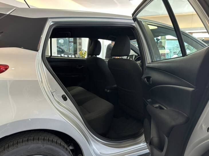 YARIS 1.5 NAFTA 5 PTAS XS CVT 0Km My2025 DISPONIBLE! Financia Bco. Santander. Acércate a ORIO HNOS, SAN GENARO, concesionario oficial SHINERAY, DOMY Utilitarios - Imagen 9