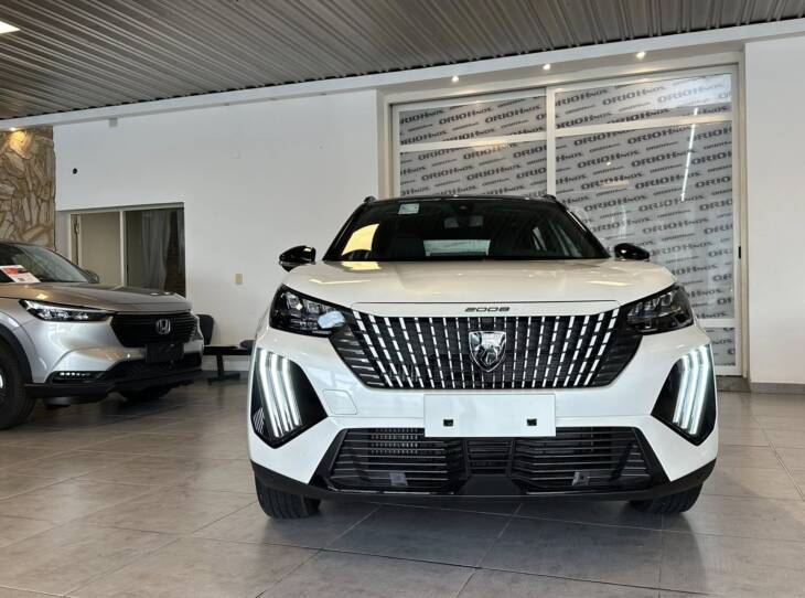 PEUGEOT 2008 GT 200T AM2025 DISPONIBLE! Financia Bco. Santander. Acércate a ORIO HNOS, SAN GENARO, concesionario oficial SHINERAY, DOMY Utilitarios - Imagen 2