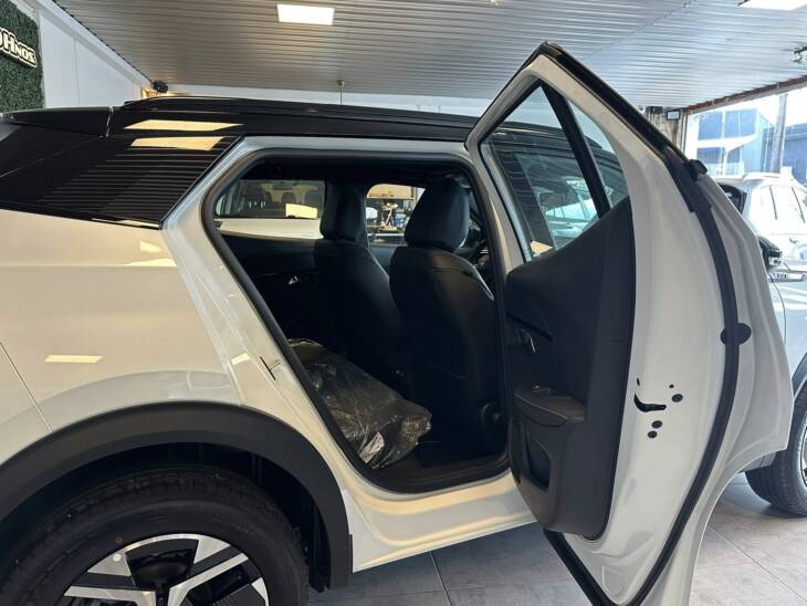 PEUGEOT 2008 GT 200T AM2025 DISPONIBLE! Financia Bco. Santander. Acércate a ORIO HNOS, SAN GENARO, concesionario oficial SHINERAY, DOMY Utilitarios - Imagen 13