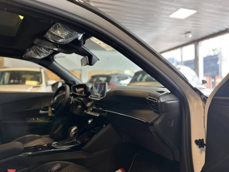 PEUGEOT 2008 GT 200T AM2025 DISPONIBLE! Financia Bco. Santander. Acércate a ORIO HNOS, SAN GENARO, concesionario oficial SHINERAY, DOMY Utilitarios - Imagen 12