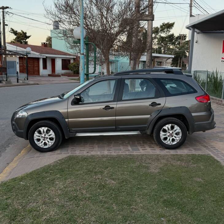 PALIO 1.6 16v WEEKEND ADVENTURE año 2011 SUPER CONFIABLE! Financia Bco. Santander. Acércate a ORIO HNOS, SAN GENARO, concesionario oficial SHINERAY, DOMY Utilitarios - Imagen 8