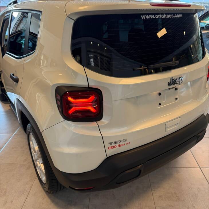 RENEGADE SPORT 1.3 T270 A/T6 FWD 0Km My2025 DISPONIBLE. Financia Bco. Santander. Acércate a ORIO HNOS, SAN GENARO, concesionario oficial JMC, ISUZU, KAMA Camiones - Imagen 8