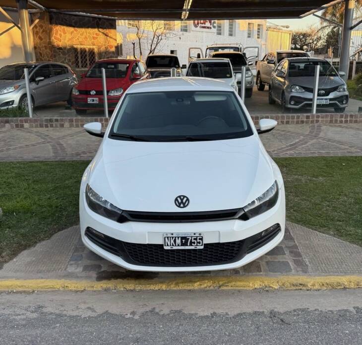 SCIROCCO 1.4 TSSI DSG año 2013 blanco. con 141.000Km. Acércate a ORIO HNOS, SAN GENARO, concesionario oficial JMC, ISUZU, KAMA Camiones - Imagen 10