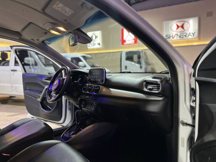 ARGO PRECISION 1.8 A/T6 año 2018 IMPECABLE! Financia Bco. Santander. Acércate a ORIO HNOS, SAN GENARO, concesionario oficial JMC, ISUZU, KAMA Camiones - Imagen 5