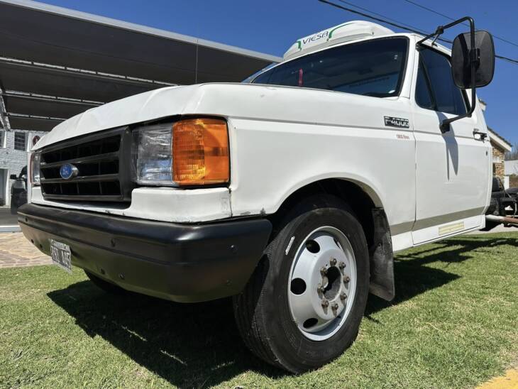 FORD F-4000 CHASIS con CABINA MWM 4x2 año 1994 SUPER CONFIABLE! Acércate a ORIO HNOS, SAN GENARO, concesionario oficial JMC, ISUZU, KAMA Camiones - Imagen 10