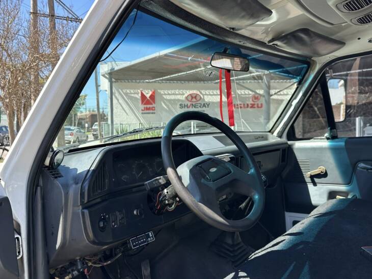 FORD F-4000 CHASIS con CABINA MWM 4x2 año 1994 SUPER CONFIABLE! Acércate a ORIO HNOS, SAN GENARO, concesionario oficial JMC, ISUZU, KAMA Camiones - Imagen 9