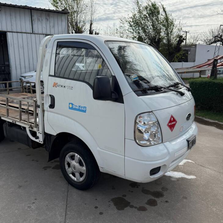 KIA K 2500 CABINA SIMPLE DIESEL con A. ACONDICIONADO año 2008 super confiable!  Acércate a ORIO HNOS, SAN GENARO, concesionario oficial SHINERAY, DOMY Utilitarios - Imagen 15