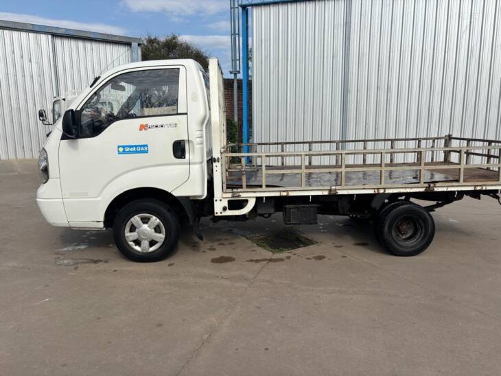KIA K 2500 CABINA SIMPLE DIESEL con A. ACONDICIONADO año 2008 super confiable!  Acércate a ORIO HNOS, SAN GENARO, concesionario oficial SHINERAY, DOMY Utilitarios - Imagen 7