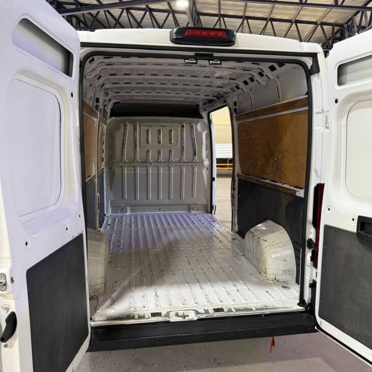 DUCATO MAXI CARGO L4H2 año 2019 IMPECABLE! Financia Bco. Santander. Acércate a ORIO HNOS, SAN GENARO, concesionario oficial JMC, ISUZU, KAMA Camiones - Imagen 13