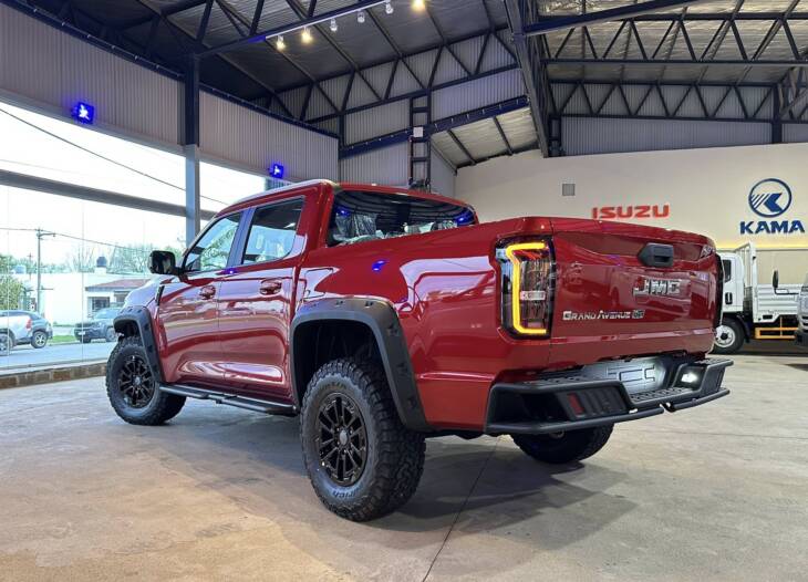 JMC GRAND AVENUE PRO A/T 4x4 DADAO NAFTERA 0Km. My2025. Financia Bco. Santander. Acércate a ORIO HNOS, SAN GENARO, concesionario oficial JMC, ISUZU, KAMA Camiones - Imagen 3