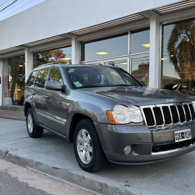 JEEP GRAND CHEROKEE LIMITED 4.7 V8 A/T 4x4 año 2008 MAGNIFICA! Acércate a ORIO HNOS, SAN GENARO, concesionario oficial JMC, ISUZU, KAMA Camiones