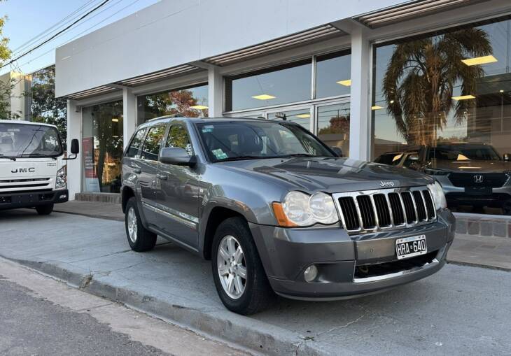 JEEP GRAND CHEROKEE LIMITED 4.7 V8 A/T 4x4 año 2008 MAGNIFICA! Acércate a ORIO HNOS, SAN GENARO, concesionario oficial JMC, ISUZU, KAMA Camiones