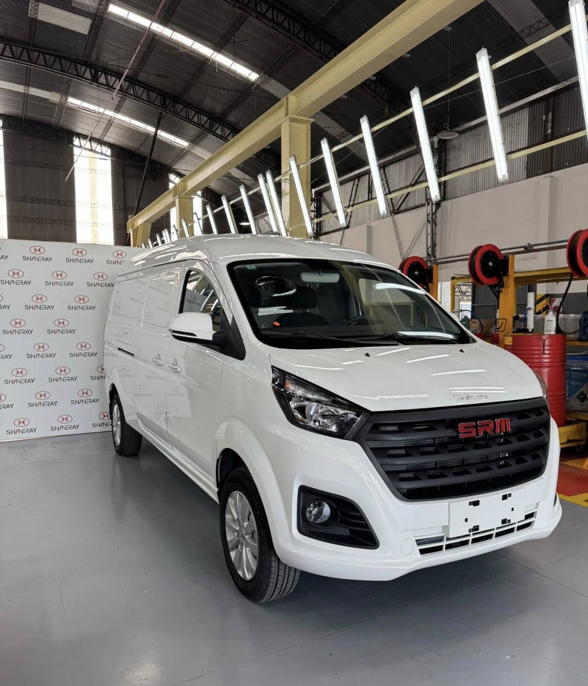 SHINERAY 2.0 NAFTA MANUAL M7 FURGÓN 0Km My2025. Financia Bco. Santander. Acércate a ORIO HNOS, SAN GENARO, concesionario oficial SHINERAY, DOMY Utilitarios - Imagen 2