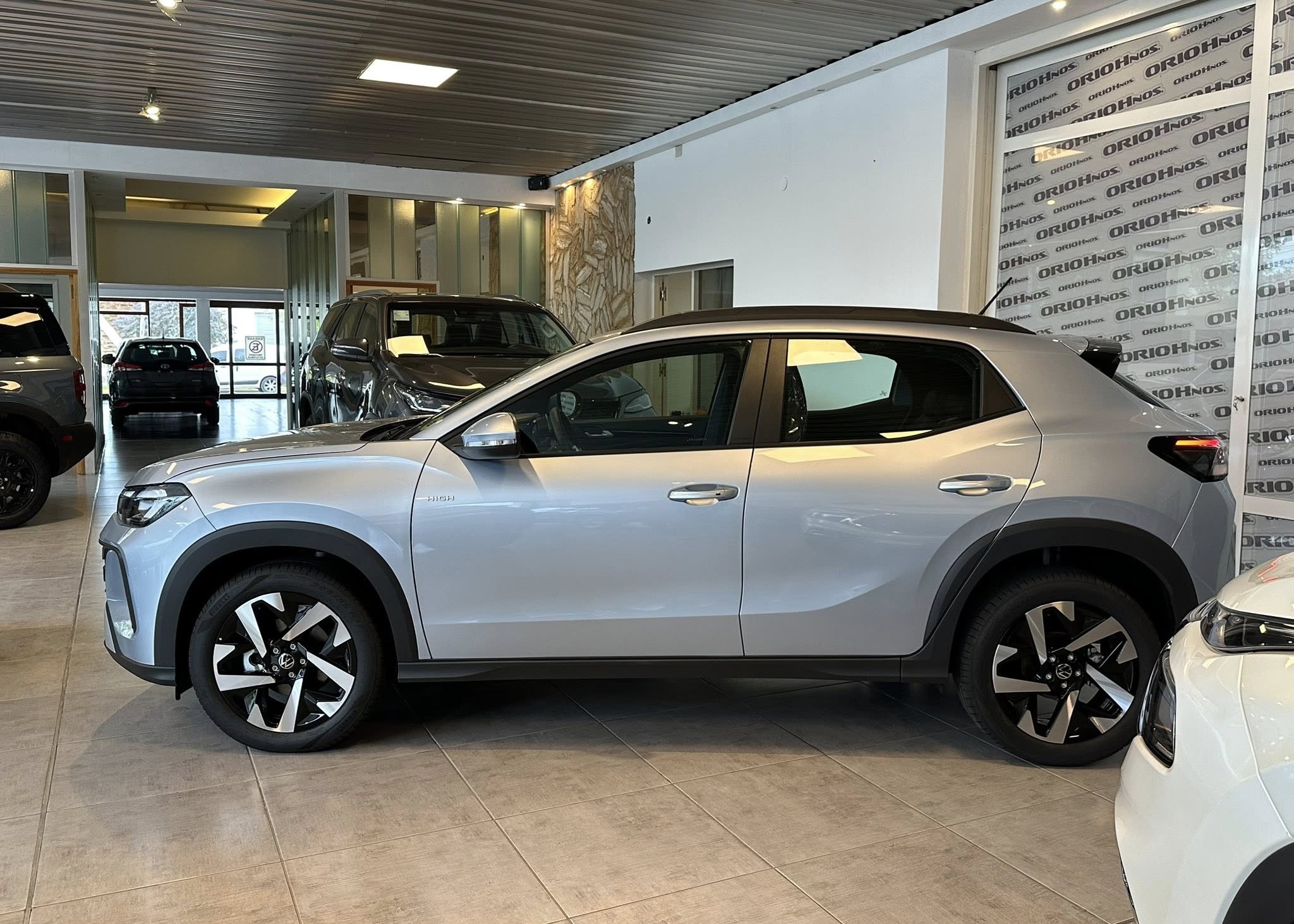 TERA 170 TSI HIGH 0Km My2025 gris alba. Financia Bco. Santander. Acércate a ORIO HNOS, SAN GENARO, concesionario oficial JMC, ISUZU, KAMA Camiones - Imagen 9