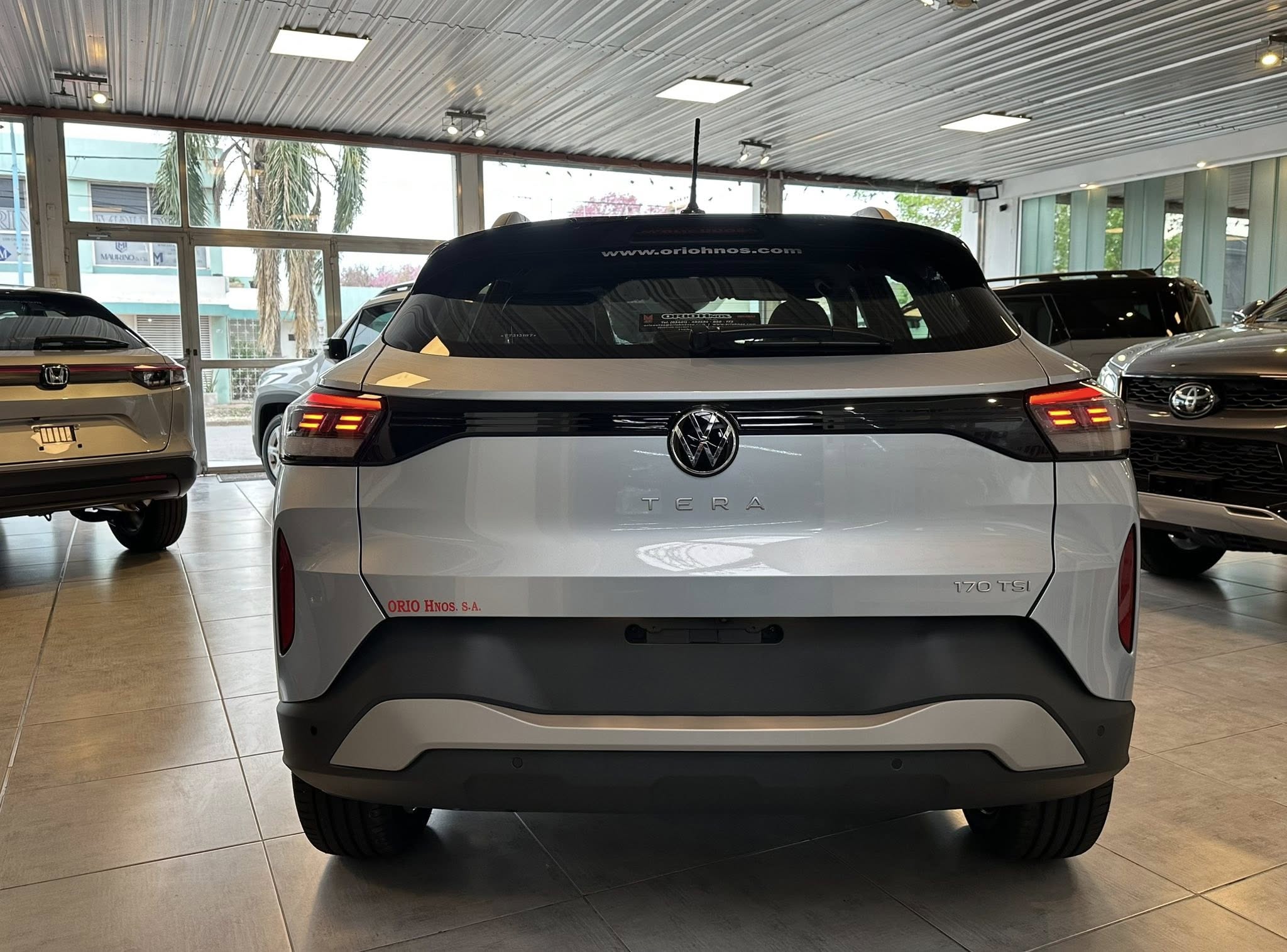 TERA 170 TSI HIGH 0Km My2025 gris alba. Financia Bco. Santander. Acércate a ORIO HNOS, SAN GENARO, concesionario oficial JMC, ISUZU, KAMA Camiones - Imagen 6