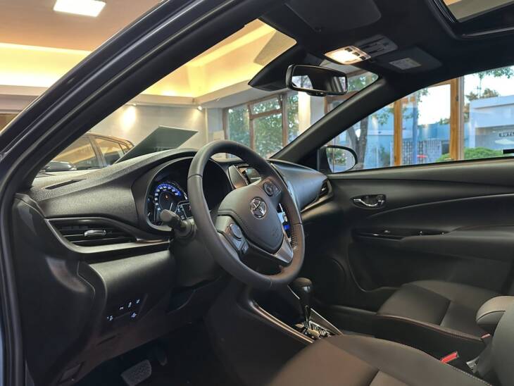 YARIS 5 PUERTAS CVT XS 0Km My2025. Financia Bco. Santander. Acércate a ORIO HNOS, SAN GENARO, concesionario oficial JMC, ISUZU, KAMA Camiones - Imagen 18