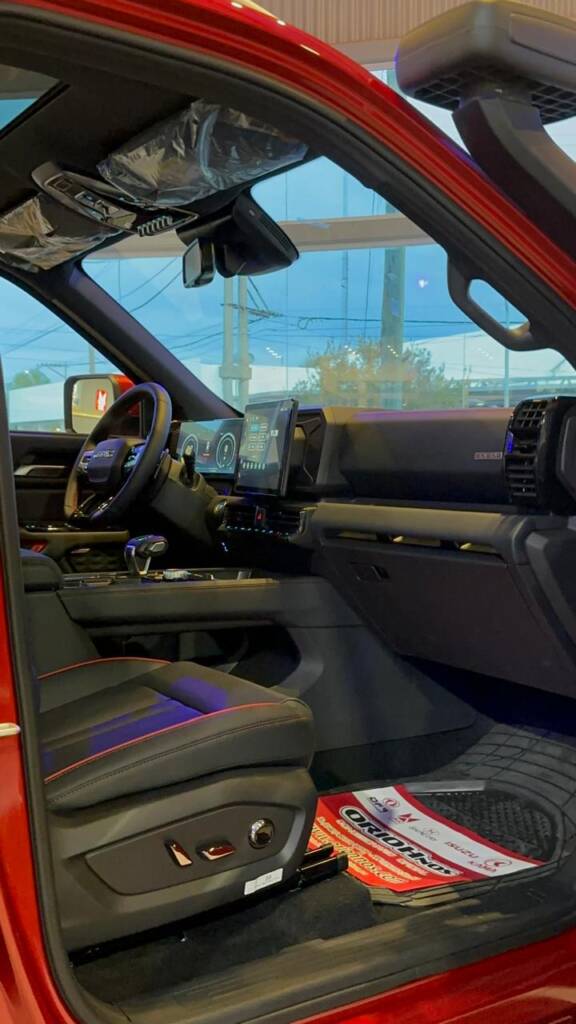 WhatsApp Image 2025-11-25 at 15.46.47 (1)