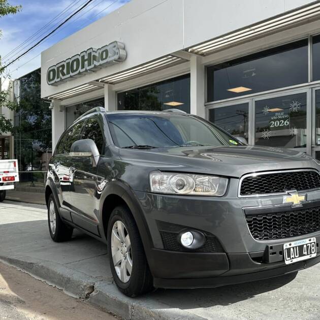 CAPTIVA 2.2 TDI MANUAL AWD 7 AISENTOS LT año 2012 IMPECABLE!! Financia Bco. Santander. Acércate a ORIO HNOS, SAN GENARO, concesionario oficial JMC, ISUZU, KAMA Camiones