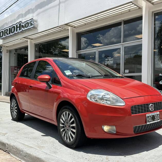 FIAT PUNTO 1.8 MANUAL HLX con techo panorámico año 2008 IMPECABLE!! Financia Bco. Santander. Acércate a ORIO HNOS, SAN GENARO, concesionario oficial SHINERAY, DOMY Utilitarios