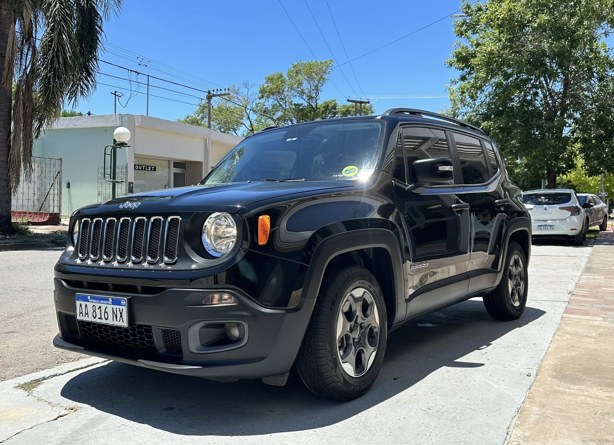RENEGADE 1.8 NAFTA MANUAL SPORT año 2016 IMPECABLE! Financia Bco. Santander. Acércate a ORIO HNOS, SAN GENARO, concesionario oficial JMC, ISUZU, KAMA Camiones - Imagen 15