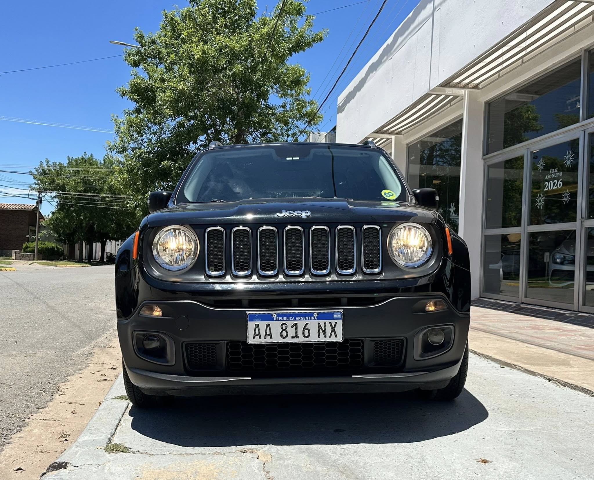 RENEGADE 1.8 NAFTA MANUAL SPORT año 2016 IMPECABLE! Financia Bco. Santander. Acércate a ORIO HNOS, SAN GENARO, concesionario oficial JMC, ISUZU, KAMA Camiones - Imagen 14