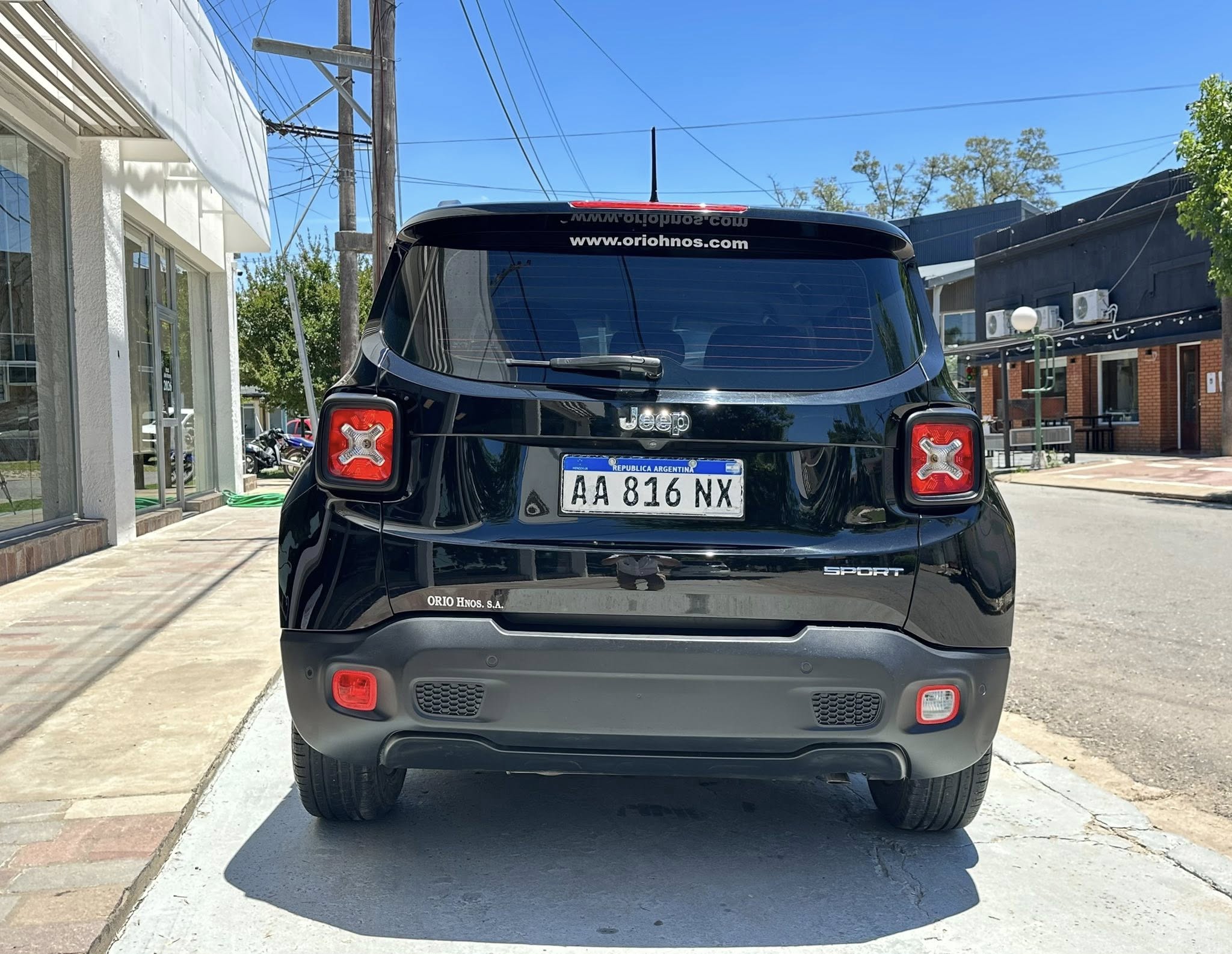 RENEGADE 1.8 NAFTA MANUAL SPORT año 2016 IMPECABLE! Financia Bco. Santander. Acércate a ORIO HNOS, SAN GENARO, concesionario oficial JMC, ISUZU, KAMA Camiones - Imagen 7